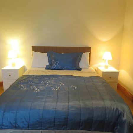 Grey Gables B&B Ennis Bagian luar foto