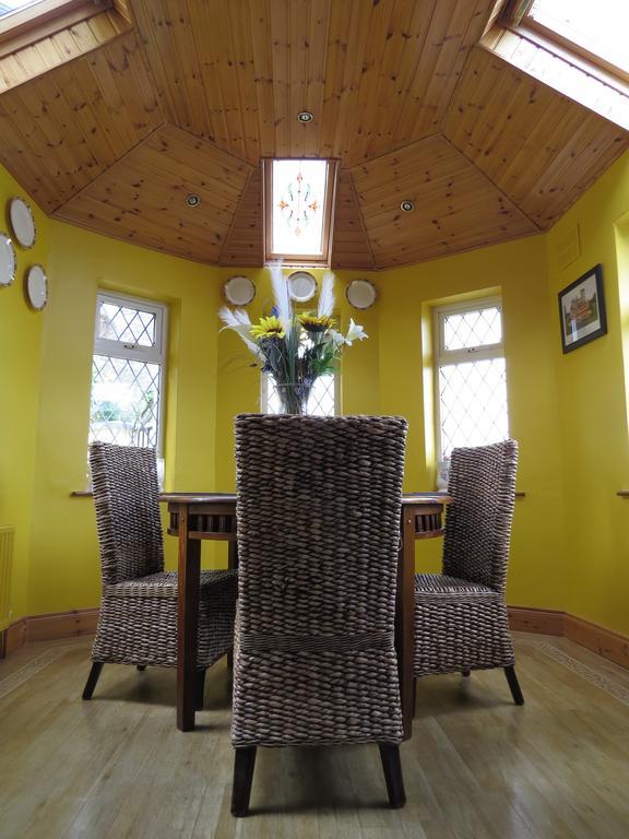 Grey Gables B&B Ennis Bagian luar foto