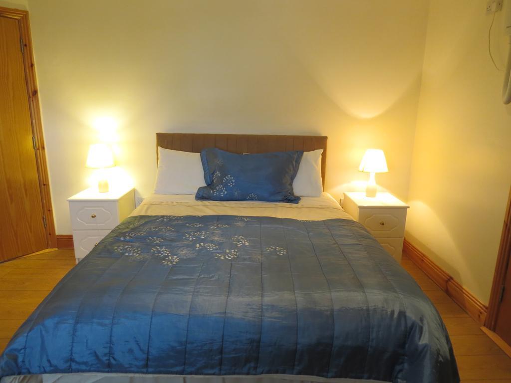 Grey Gables B&B Ennis Bagian luar foto