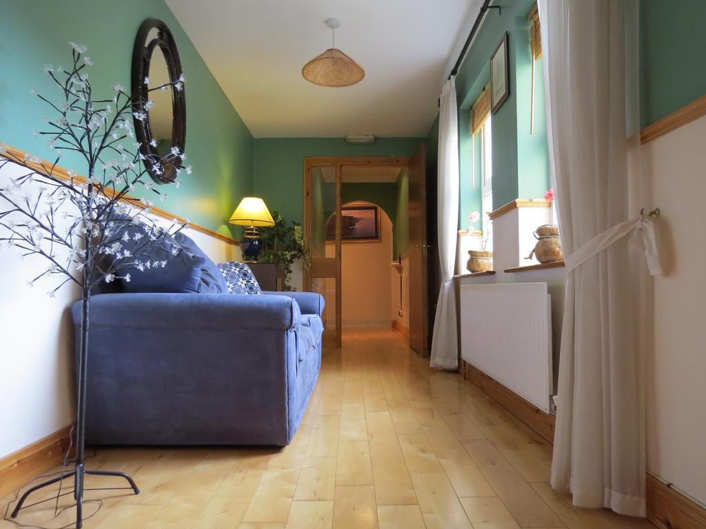 Grey Gables B&B Ennis Bagian luar foto