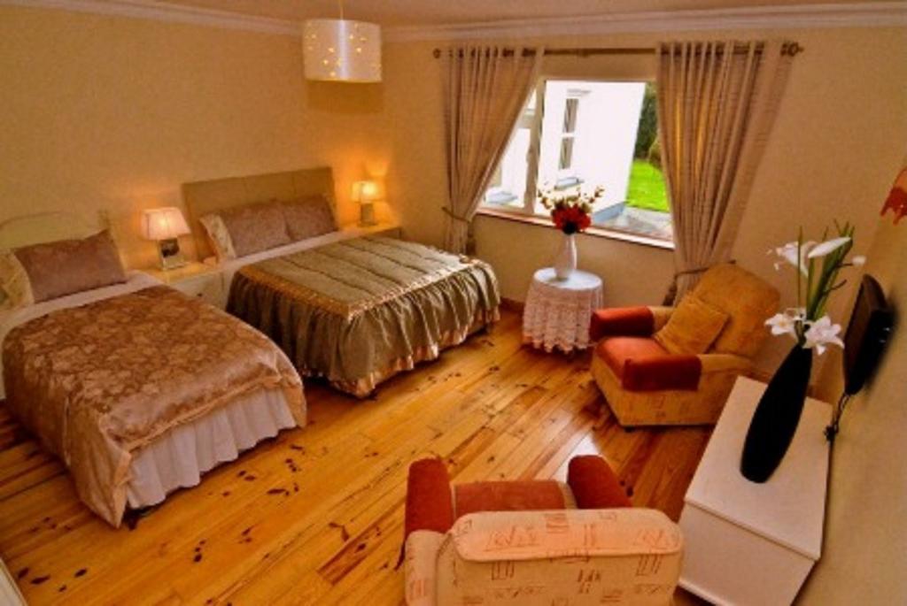 Grey Gables B&B Ennis Bagian luar foto